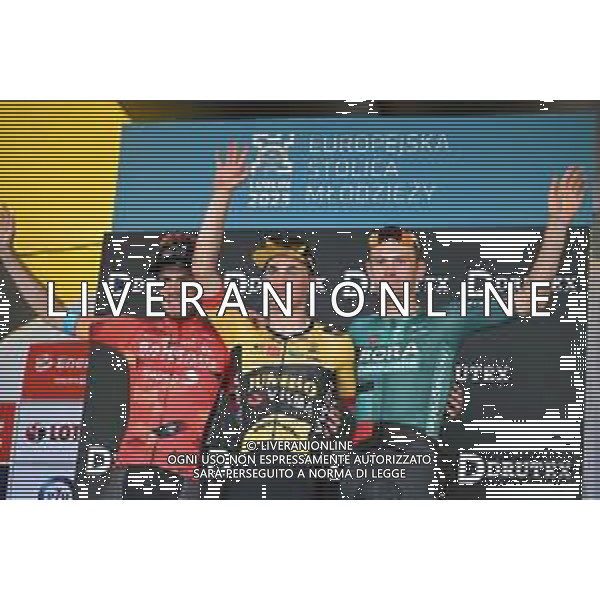 30-07-2022 Tour De Pologne; Tappa 01 Kielce - Lublin; 2022, Jumbo - Visma; 2022, Bahrain - Victorious; 2022, Bora - Hansgrohe; Kooij, Olav; Bauhaus, Phil; Meeus, Jordi; Lublin; ©SIROTTI/ AGENZIA ALDO LIVERANI SAS