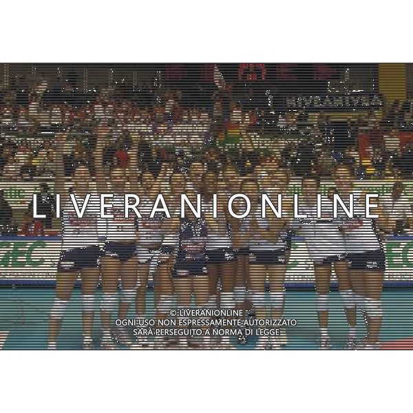 TORINO 231005 FINDOMESTIC VOLLEY CUP FEMMINILE FINALE FOPPAPEDRETTI BERGAMO-ASYSTEL NOVARA NELLA FOTO NOVARA CAMPIONE PH GIGI ARCAINI/AG.ALDO LIVERANI