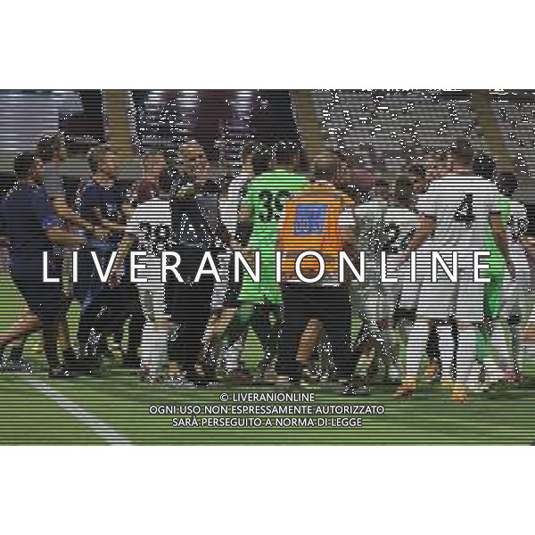 TRIANGOLARE SALERNITANA-REGGINA-ADANA DEMIRSPOR \'TROFEO IERVOLINO\' SALERNO 30.07.2022 NELLA FOTO RISSA TRA I GIOCATORI DELLA SALERNITANA E ADANA ©GARREFFA/AGENZIA ALDO LIVERANI SAS