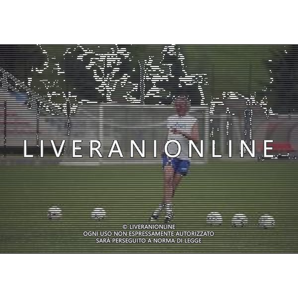 1997 ALLENAMENTO PRE CAMPIONATO SAMPDORIA CALCIO NELLA FOTO LUIS CESAR MENOTTI ALLENATORE SAMPDORIA CALCIO AG ALDO LIVERANI SAS