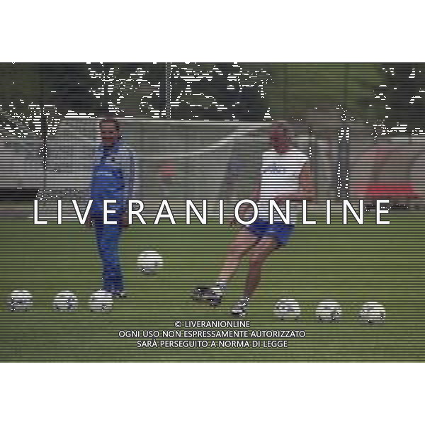 1997 ALLENAMENTO PRE CAMPIONATO SAMPDORIA CALCIO NELLA FOTO LUIS CESAR MENOTTI ALLENATORE SAMPDORIA CALCIO AG ALDO LIVERANI SAS