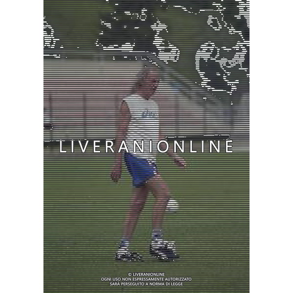 1997 ALLENAMENTO PRE CAMPIONATO SAMPDORIA CALCIO NELLA FOTO LUIS CESAR MENOTTI ALLENATORE SAMPDORIA CALCIO AG ALDO LIVERANI SAS