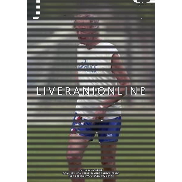 1997 ALLENAMENTO PRE CAMPIONATO SAMPDORIA CALCIO NELLA FOTO LUIS CESAR MENOTTI ALLENATORE SAMPDORIA CALCIO AG ALDO LIVERANI SAS