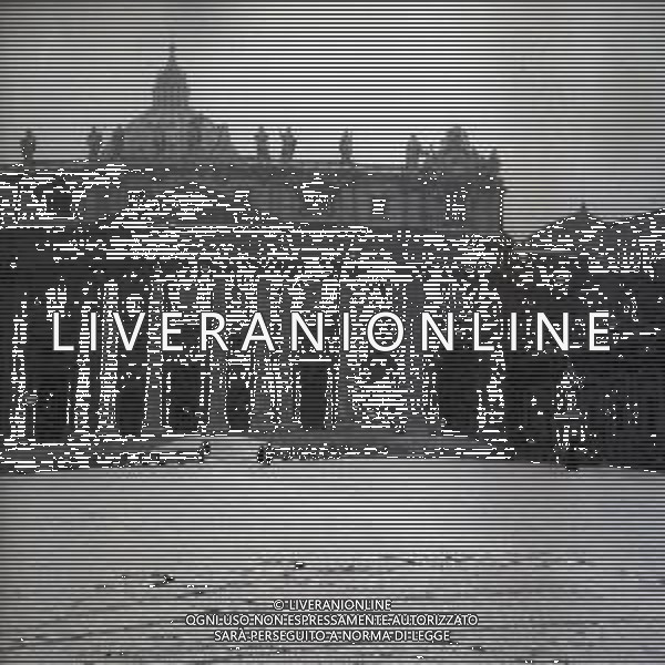 09-02-1956 ROMA SOTTO LA NEVE NELLA FOTO ROMA SOTTO LA NEVE AG ALDO LIVERANI SAS