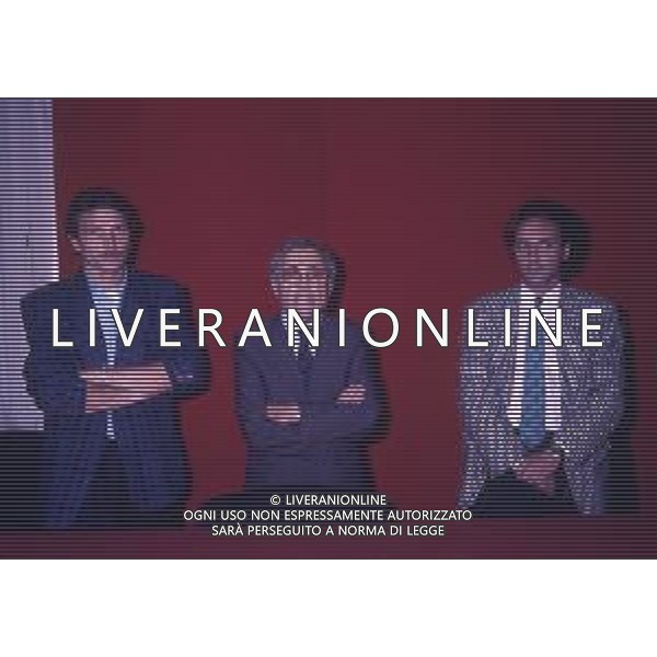 RETROSPETTIVA PIERLUIGI FROSIO ALLENATORE NELLA FOTO PIERLUIGI FROSIO ALLENATORE MONZA NELL\'ANNO 1987-1988 CON GIUSEPPE MAROTTA E IL PRESIDENTE DEL MONZA VALENTINO GIAMBELLI AG ALDO LIVERANI SAS
