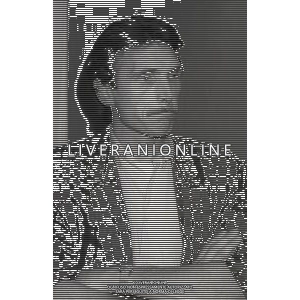 RETROSPETTIVA PIERLUIGI FROSIO ALLENATORE NELLA FOTO PIERLUIGI FROSIO ALLENATORE MONZA NELL\'ANNO 1987-1988 AG ALDO LIVERANI SAS