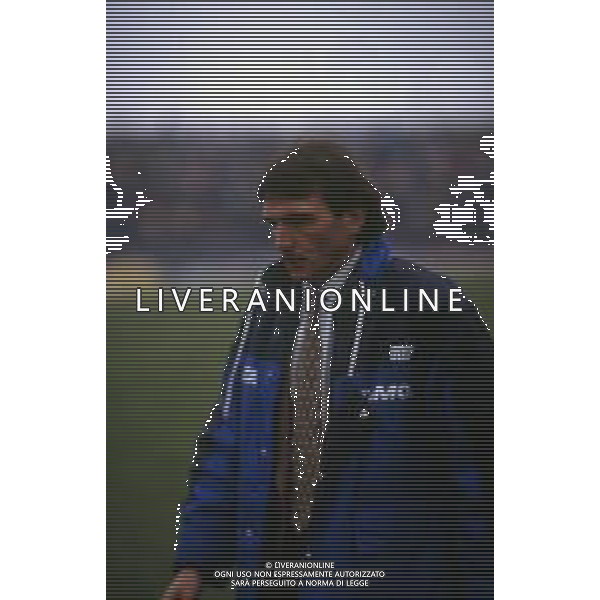 RETROSPETTIVA PIERLUIGI FROSIO ALLENATORE NELLA FOTO PIERLUIGI FROSIO ALLENATORE ATALANTA NELL\'ANNO 1990-1991 AG ALDO LIVERANI SAS 