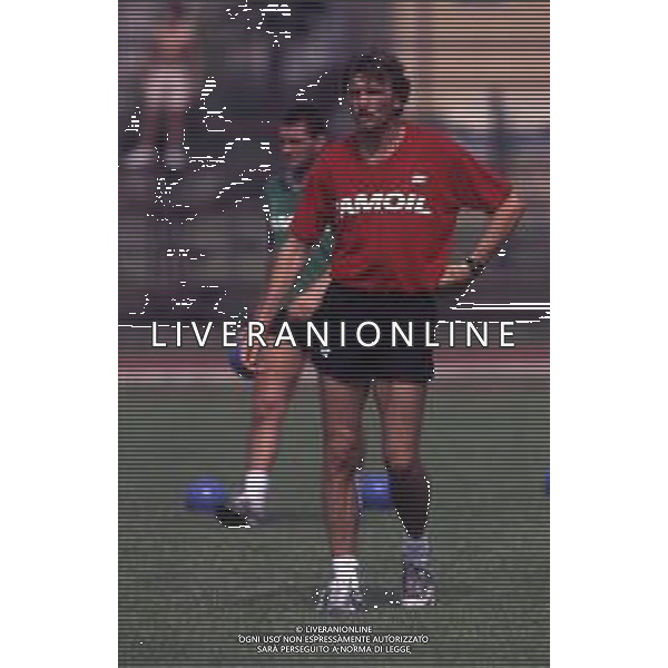RETROSPETTIVA PIERLUIGI FROSIO ALLENATORE NELLA FOTO PIERLUIGI FROSIO ALLENATORE ATALANTA NELL\'ANNO 1990-1991 AG ALDO LIVERANI SAS 