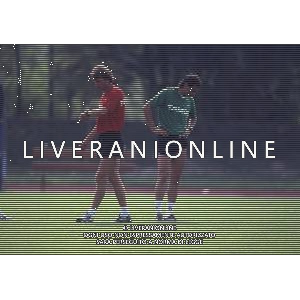 RETROSPETTIVA PIERLUIGI FROSIO ALLENATORE NELLA FOTO PIERLUIGI FROSIO ALLENATORE ATALANTA NELL\'ANNO 1990-1991 CON EVAIR AG ALDO LIVERANI SAS 