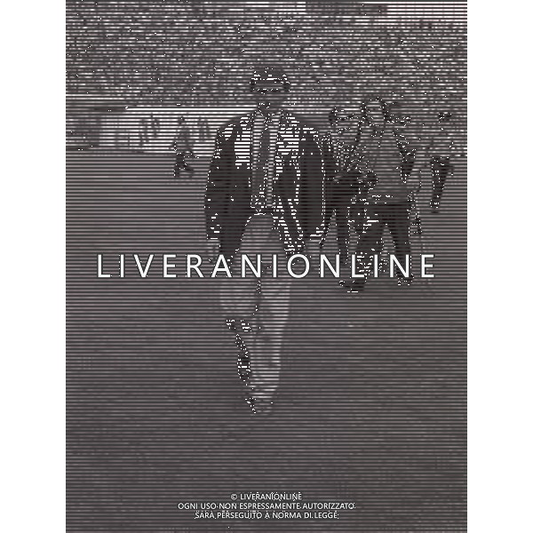 RETROSPETTIVA PIERLUIGI FROSIO ALLENATORE NELLA FOTO PIERLUIGI FROSIO ALLENATORE ATALANTA NELL\'ANNO 1990-1991 AG ALDO LIVERANI SAS 