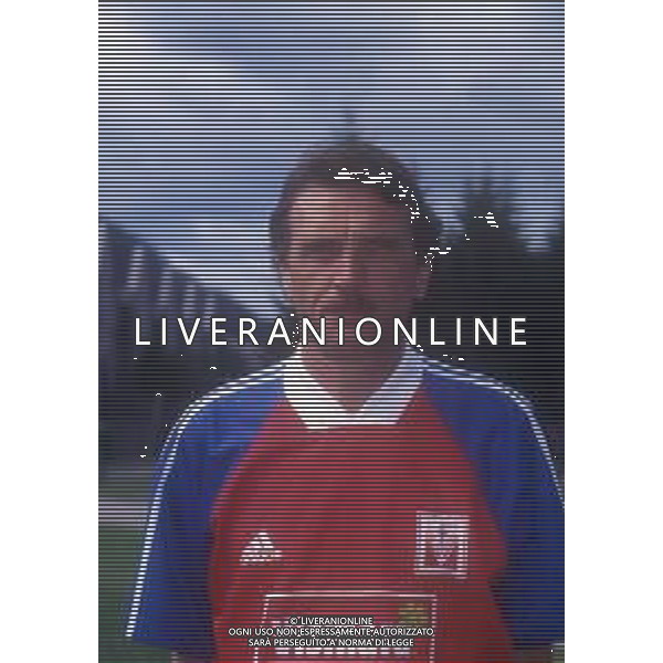 RETROSPETTIVA PIERLUIGI FROSIO ALLENATORE NELLA FOTO PIERLUIGI FROSIO ALLENATORE MONZA CALCIO NELL\'ANNO 2000 AG ALDO LIVERANI SAS 