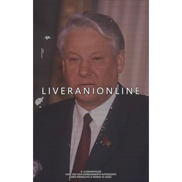 RETROSPETTIVA BORIS ELTSIN POLITICO E PRESIDENTE DELLA RUSSIA NELLA FOTO BORIS ELTSIN A MILANO PER LA PRESENTAZIONE DEL LIBRO “CONFESSIONI SUL TEMA“ A MILANO AG ALDO LIVERANI SAS