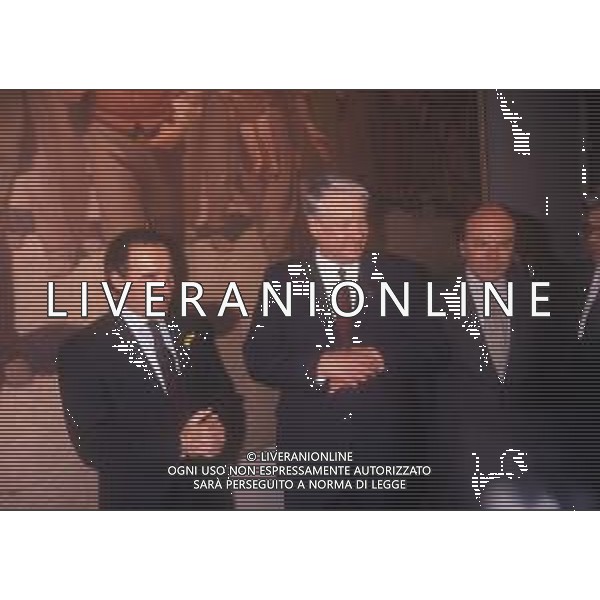 RETROSPETTIVA BORIS ELTSIN POLITICO E PRESIDENTE DELLA RUSSIA NELLA FOTO BORIS ELTSIN A MILANO PER LA PRESENTAZIONE DEL LIBRO “CONFESSIONI SUL TEMA“ CON IL SINDACO DI MILANO PAOLO PILLITTERI E LEONARDO MONDADORI A MILANO AG ALDO LIVERANI SAS