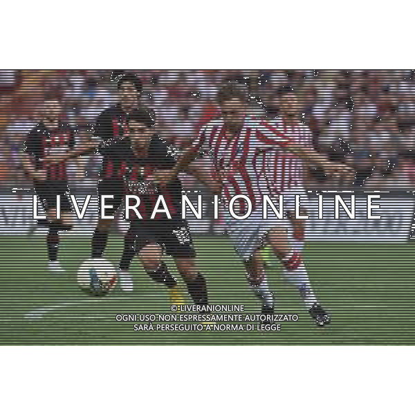 Brahim Diaz (Milan) e Marco Bellich (LR Vicenza) LR Vicenza vs Milan Vicenza 06-08-2022 Stadio Romeo Menti amichevole precampionato foto Roberto Garavaglia/ag. Aldo Liverani sas /AGENZIA ALDO LIVERANI SAS