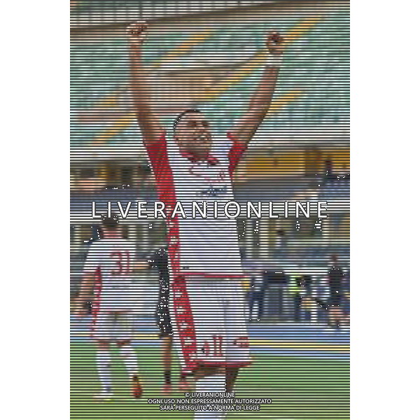 Walid Cheddira (Bari) esulta dopo il gol del 3 a 1 Hellas Verona vs Bari Verona 07-08-2022 Stadio Marcantonio Bentegodi Coppa Italia Frecciarossa - 32mi di finale foto Roberto Garavaglia/ag. Aldo Liverani sas /AGENZIA ALDO LIVERANIN SAS