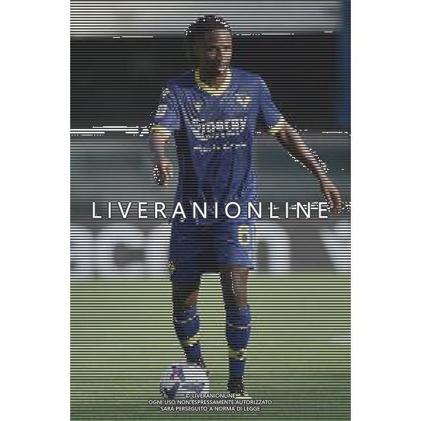 Adrien Fidele Tameze (Hellas Verona) Hellas Verona vs Bari Verona 07-08-2022 Stadio Marcantonio Bentegodi Coppa Italia Frecciarossa - 32mi di finale foto Roberto Garavaglia/ag. Aldo Liverani sas /AGENZIA ALDO LIVERANIN SAS