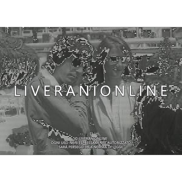 RETROSPETTIVA CHARLOTTE RAMPLING ATTRICE NELLA FOTO CHARLOTTE RAMPLING A CANNES NELL\'ANNO 1976 CON SECONDO MARITO JEAN MICHEL JARRE AG ALDO LIVERANI SAS 
