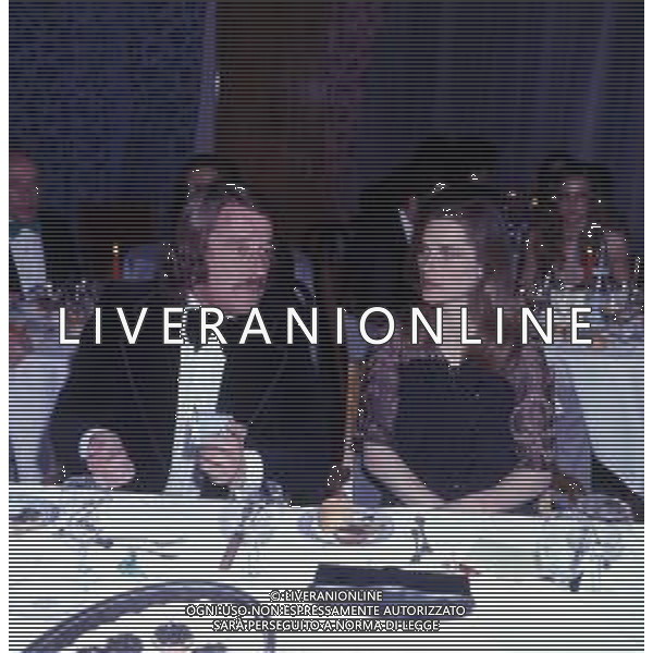RETROSPETTIVA CHARLOTTE RAMPLING ATTRICE NELLA FOTO CHARLOTTE RAMPLING CON IL MARITO BRYAN SOUTHCOMBE AG ALDO LIVERANI SAS