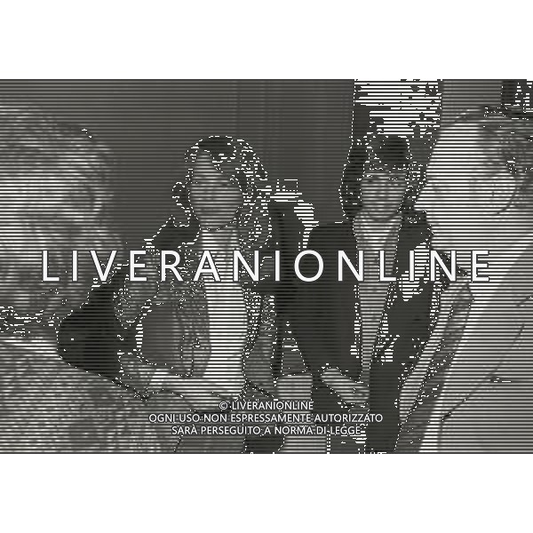 RETROSPETTIVA CHARLOTTE RAMPLING ATTRICE NELLA FOTO CHARLOTTE RAMPLING A CANNES NELL\'ANNO 1977 E IL SECONDO MARITO JEAN MICHEL JARRE AG ALDO LIVERANI SAS   
