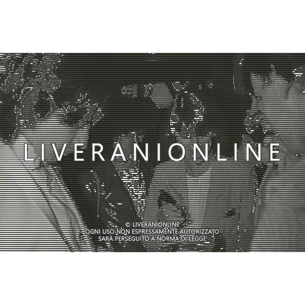 RETROSPETTIVA CHARLOTTE RAMPLING ATTRICE NELLA FOTO CHARLOTTE RAMPLING A CANNES NELL\'ANNO 1981 CON IL SECONDO MARITO JEAN MICHEL JARRE AG ALDO LIVERANI SAS  