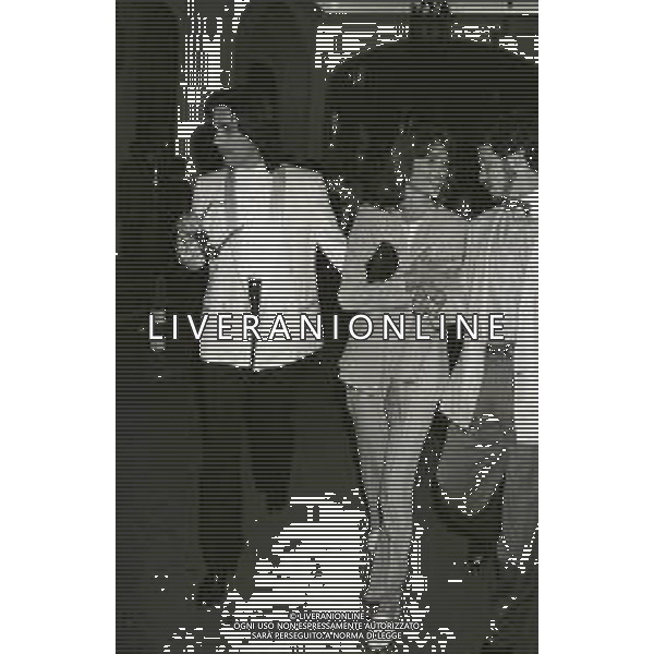 RETROSPETTIVA CHARLOTTE RAMPLING ATTRICE NELLA FOTO CHARLOTTE RAMPLING A CANNES NELL\'ANNO 1981 CON IL SECONDO MARITO JEAN MICHEL JARRE AG ALDO LIVERANI SAS  