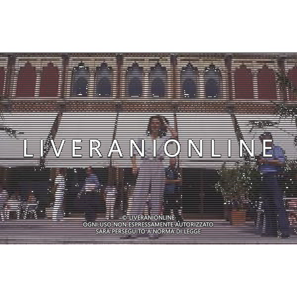 RETROSPETTIVA CHARLOTTE RAMPLING ATTRICE NELLA FOTO CHARLOTTE RAMPLING A VENEZIA NELL\'ANNO 1984  AG ALDO LIVERANI SAS   