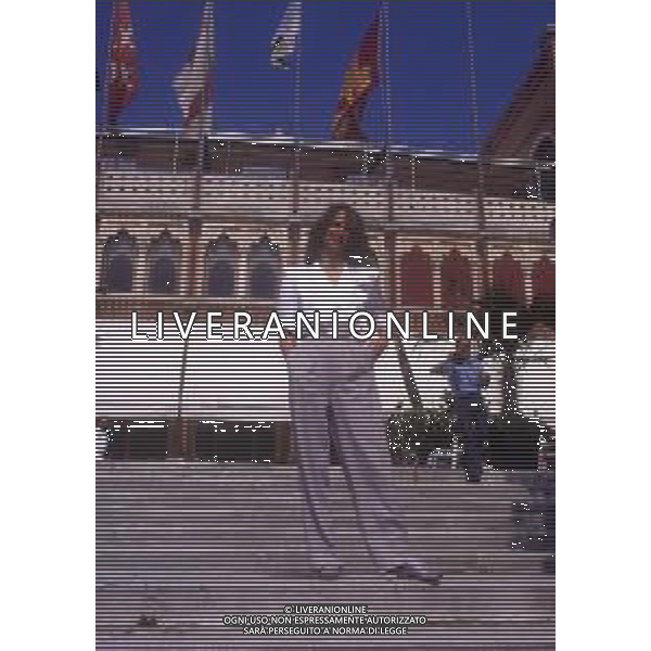 RETROSPETTIVA CHARLOTTE RAMPLING ATTRICE NELLA FOTO CHARLOTTE RAMPLING A VENEZIA NELL\'ANNO 1984  AG ALDO LIVERANI SAS   