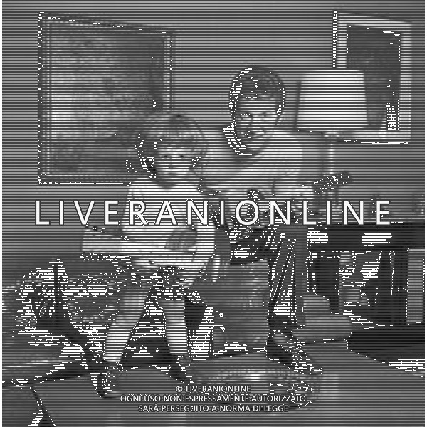 RETROSPETTIVA EMIDIO REMIGI DETTO MEMO, CANTANTE NELLA FOTO A MILANO NELLA SUA CASA CON IL FIGLIO STEFANO NEL NOVEMBRE DEL 1969  ©Archivio Giovanni Liverani/AG ALDO LIVERANI SAS  