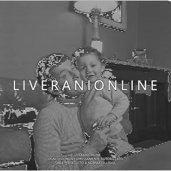 RETROSPETTIVA EMIDIO REMIGI DETTO MEMO, CANTANTE NELLA FOTO A MILANO NELLA SUA CASA CON IL FIGLIO STEFANO NEL NOVEMBRE DEL 1969  ©Archivio Giovanni Liverani/AG ALDO LIVERANI SAS  