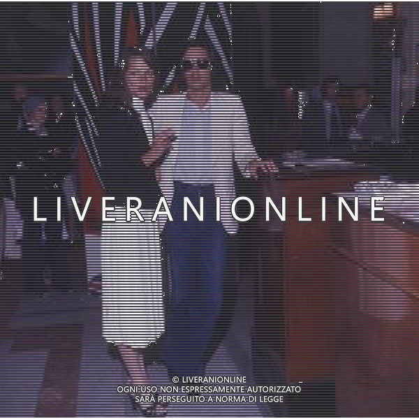 RETROSPETTIVA CHARLOTTE RAMPLING ATTRICE NELLA FOTO CHARLOTTE RAMPLING CON IL MARITO JEAN MICHEL JARRE AG ALDO LIVERANI SAS 