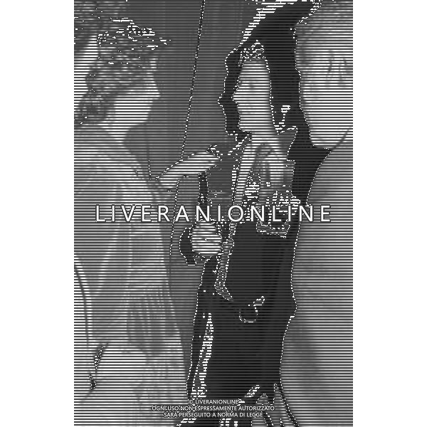 RETROSPETTIVA EMIDIO REMIGI DETTO MEMO, CANTANTE NELLA FOTO CON PAOLA TEDESCO A MILANO NEL 1975  ©Archivio Giovanni Liverani/AG ALDO LIVERANI SAS  