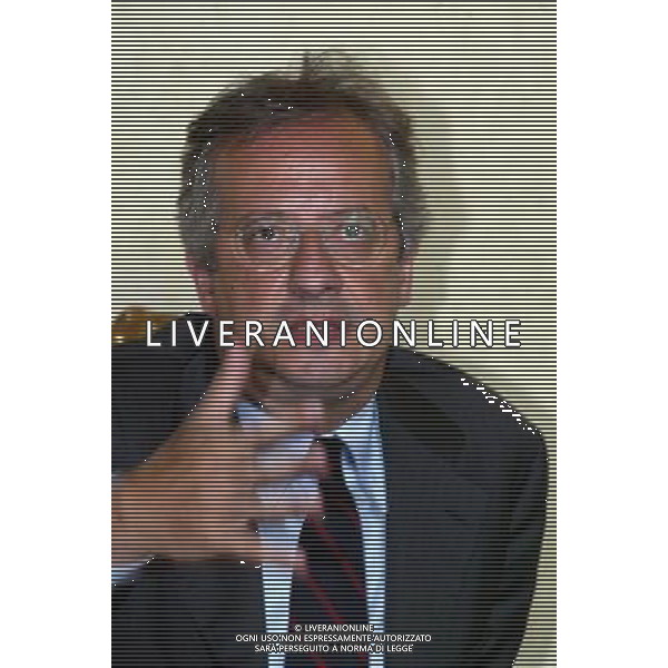 ROMA 31/07/2003 INCONTRO SENSI - LONGO AL CAMPIDOGLIO nell foto VELTRONI WALTER* AGENZIA ALDO LIVERANI