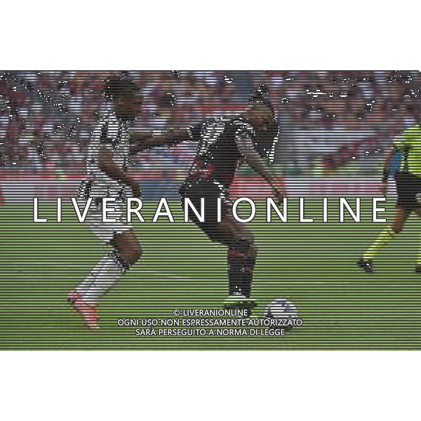 Brandon Soppy (Udinese) e Rafael Leao (Milan) Milan vs Udinese Milano 13-08-2022 Stadio Giuseppe Meazza - San Siro Campionato Serie A TIM - 1a giornata foto Roberto Garavaglia/ag. Aldo Liverani sas/AGENZIA ALDO LIVERANI SAS   