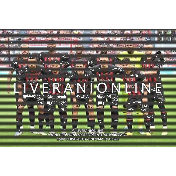 la formazione del Milan, in piedi da SX Theo Hernandez, Rafael Leao, Pierre Kalulu, Fikayo Tomori, Mike Maignan e Ante Rebic; in basso da SX Junior Messias, Ismael Bennacer, Davide Calabria, Rade Krunic e Brahim Diaz Milan vs Udinese Milano 13-08-2022 Stadio Giuseppe Meazza - San Siro Campionato Serie A TIM - 1a giornata foto Roberto Garavaglia/ag. Aldo Liverani sas