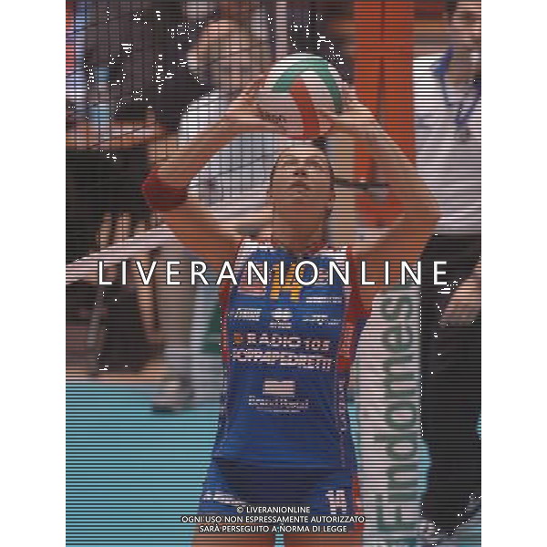 TORINO 23/10/05 FINDOMESTIC SUOER CUP FEMMINILE RADIO 105 FOPPAPEDRETTI BERGAMO NELLA FOTO LO BIANCO ELEONORA PH GIGI ARCAINI AG.ALDO LIVERANI