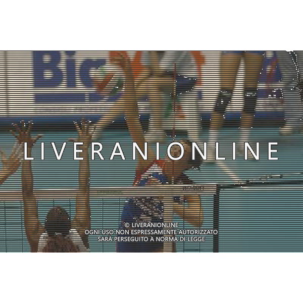 TORINO 23/10/05 FINDOMESTIC SUOER CUP FEMMINILE RADIO 105 FOPPAPEDRETTI BERGAMO NELLA FOTO ORTOLANI SERENA PH GIGI ARCAINI AG.ALDO LIVERANI