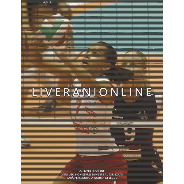 TORINO 23/10/05 FINDOMESTIC SUOER CUP FEMMINILE DESPAR COLUSSI PERUGIA NELLA FOTO DE SOUZA ROGERIO HELIA PH GIGI ARCAINI AG.ALDO LIVERANI