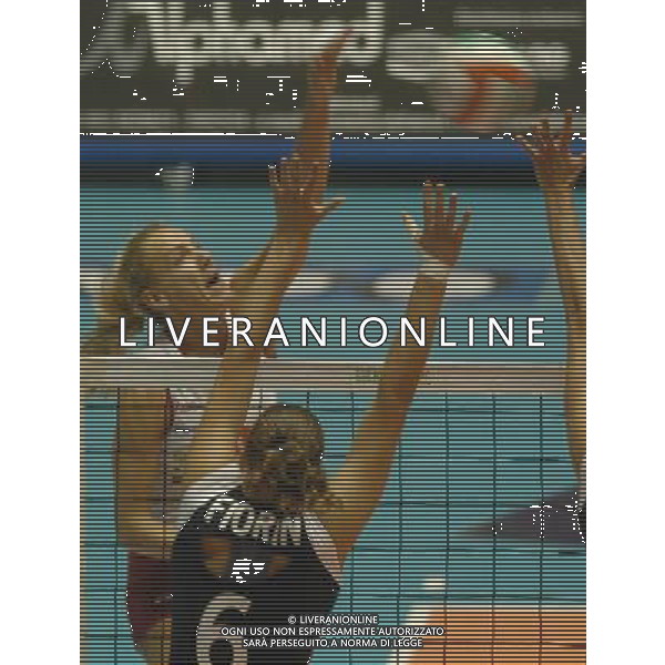 TORINO 23/10/05 FINDOMESTIC SUOER CUP FEMMINILE DESPAR COLUSSI PERUGIA NELLA FOTO ZETOVA ANTONINA PH GIGI ARCAINI AG.ALDO LIVERANI