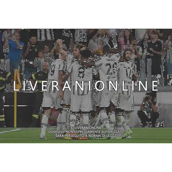 Torino 15.08.2022 Allianz Stadium ©Manuela Viganti/Agenzia Aldo Liverani Juventus vs Sassuolo Campionato Calcio Serie A TIM 2022/2023 1a giornata Nella foto: esultanza juventus dopo il gol di dusan vlahovic ©Viganti/AGENZIA ALDO LIVERANI SAS