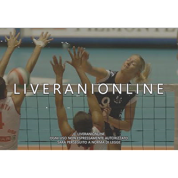 TORINO 23/10/05 FINDOMESTIC SUOER CUP FEMMINILE BIGMAT KERAKOLL CHIERI NELLA FOTO PACHALE HANKA PH GIGI ARCAINI AG.ALDO LIVERANI