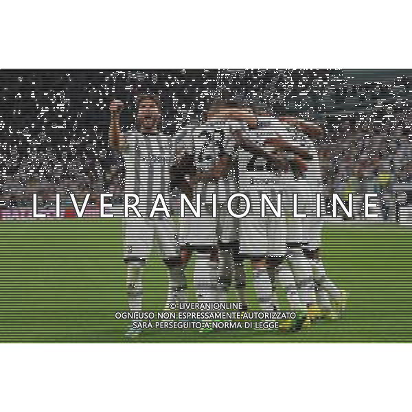 Torino 15.08.2022 Allianz Stadium ©Manuela Viganti/Agenzia Aldo Liverani Juventus vs Sassuolo Campionato Calcio Serie A TIM 2022/2023 1a giornata Nella foto: esultanza juventus dopo il gol di dusan vlahovic ©Viganti/AGENZIA ALDO LIVERANI SAS