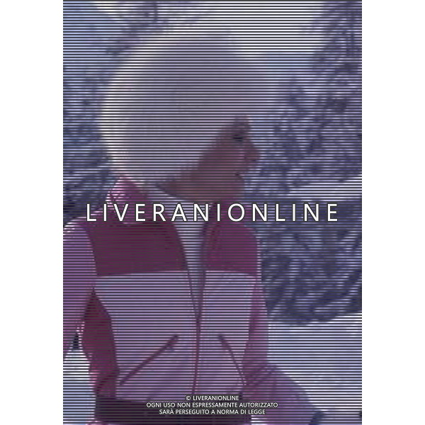 RETROSPETTIVA FARAH DIBA PAHLAVI IMPERATRICE DI PERSIA NELLA FOTO FARAH DIBA PAHLAVI IMPERATRICE DI PERSIA A SAINT MORITZ ANNI 70 AG ALDO LIVERANI SAS
