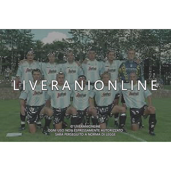 2000-2001 TREVISO CALCIO AMICHEVOLE ESTIVA NELLA FOTO FORMAZIONE TREVISO CALCIO 2000-2001 DA SINISTRA IN PIEDI DANIELE MORANTE-FABIANO BALLARIN-FRANCESCO BELLUCCI-GIACOMO FILIPPI-MATTEO CENTURIONI-MARCO FORTIN DA SINISTRA SEDUTI DIEGO BORTOLUZZI-TOMMASO ROCCHI-GIOVANNI BOSI-FEDERICO SMANIO-FAUSTO PIZZI AG ALDO LIVERANI SAS