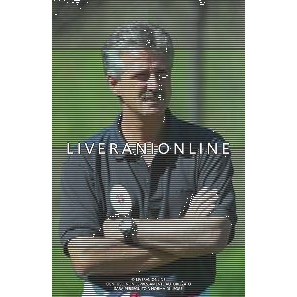 2000-2001 TREVISO CALCIO AMICHEVOLE ESTIVA NELLA FOTO ELIO GUSTINETTI ALLENATORE TREVISO CALCIO AG ALDO LIVERANI SAS