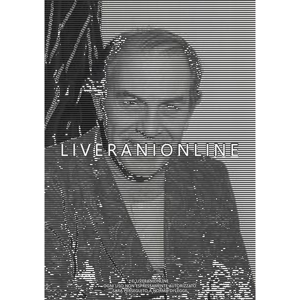 RETROSPETTIVA ENRICO MARIA SALERNO ATTORE NELLA FOTO ENRICO MARIA SALERNO NELL\'ANNO 1981 A TEATRO MILANO  AG ALDO LIVERANI SAS 