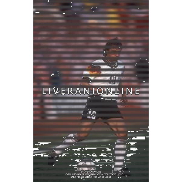 RETROSPETTIVA THOMAS DOLL CALCIATORE NELLA FOTO THOMAS DOLL CON LA MAGLIA DELLA NAZIONALE GERMANIA AG ALDO LIVERANI SAS