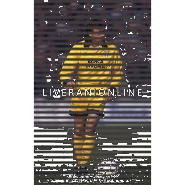 RETROSPETTIVA THOMAS DOLL CALCIATORE NELLA FOTO THOMAS DOLL CON LA MAGLIA DELLA LAZIO CALCIO AG ALDO LIVERANI SAS