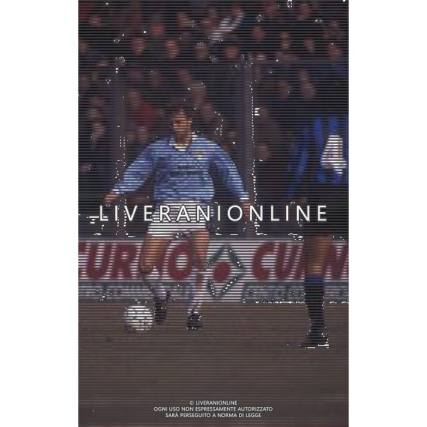 RETROSPETTIVA THOMAS DOLL CALCIATORE NELLA FOTO THOMAS DOLL CON LA MAGLIA DELLA LAZIO CALCIO AG ALDO LIVERANI SAS