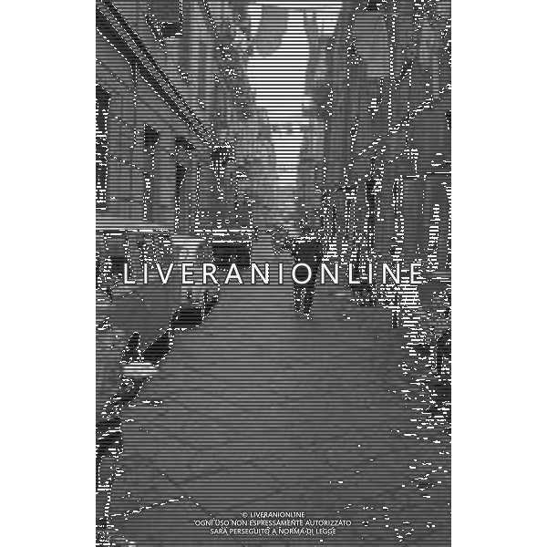 RETROSPETTIVA 1975 VEDUTE PANORAMICHE DELLA CITTA\' DI NAPOLI NELLA FOTO VIE E VICOLI NEL CENTRO ©Archivio Giovanni Liverani/AGENZIA ALDO LIVERANI SAS