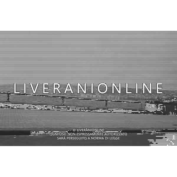 RETROSPETTIVA 1975 VEDUTE PANORAMICHE DELLA CITTA\' DI NAPOLI NELLA FOTO IL LUNGOMARE ©Archivio Giovanni Liverani/AGENZIA ALDO LIVERANI SAS